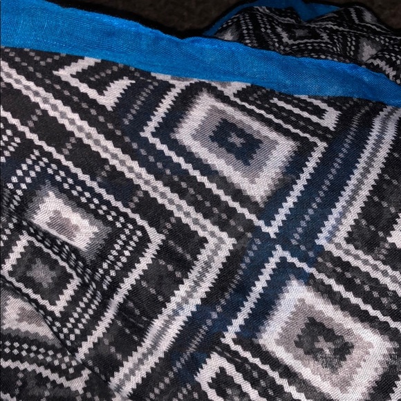 Infinity Scarf - Picture 3 of 3